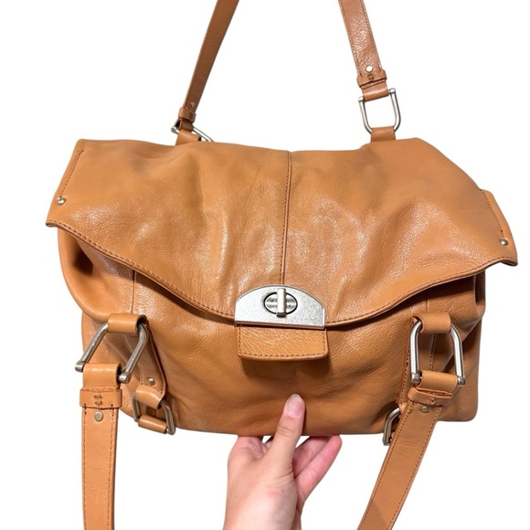 Banana Republic Caramel Tan Leather Slouchy Bohemian Shoulder Bag - Picture 5 of 13